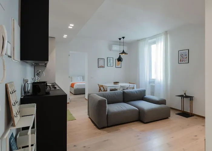 Easylife - Moderno Bilocale A Due Passi Dai Bastioni Di Porta Venezia E Dallo Splendido Parco Cittadino Indro Montanelli * ميلان