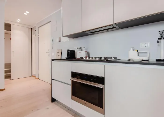 Easylife - Moderno Bilocale A Due Passi Dai Bastioni Di Porta Venezia E Dallo Splendido Parco Cittadino Indro Montanelli ميلان
